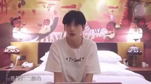 吃瓜喜庆的视频,视频带你领略节日氛围