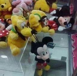 古典玩偶吃瓜头像