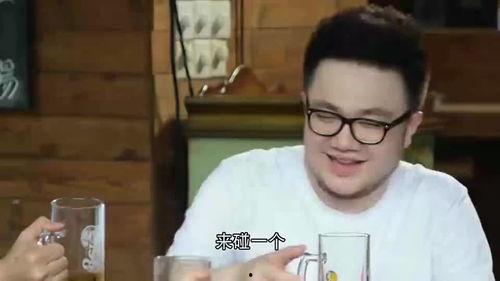 小伙吃瓜绝技是谁,小伙吃瓜绝技背后的神秘高手是谁？