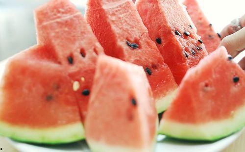 小涵专业吃瓜,揭秘娱乐圈幕后真相